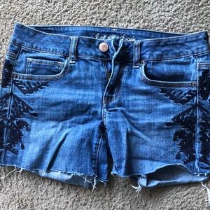 American eagle Jean shorts with  print